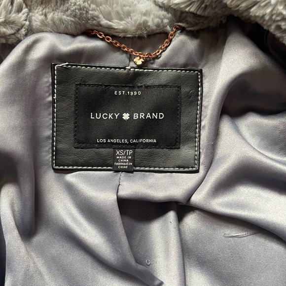 Lucky Brand missy Faux fur jacket - Picture 4 of 6